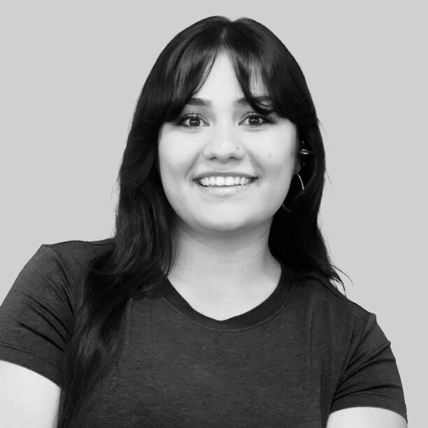 Happy live virtual receptionist answering and managing calls