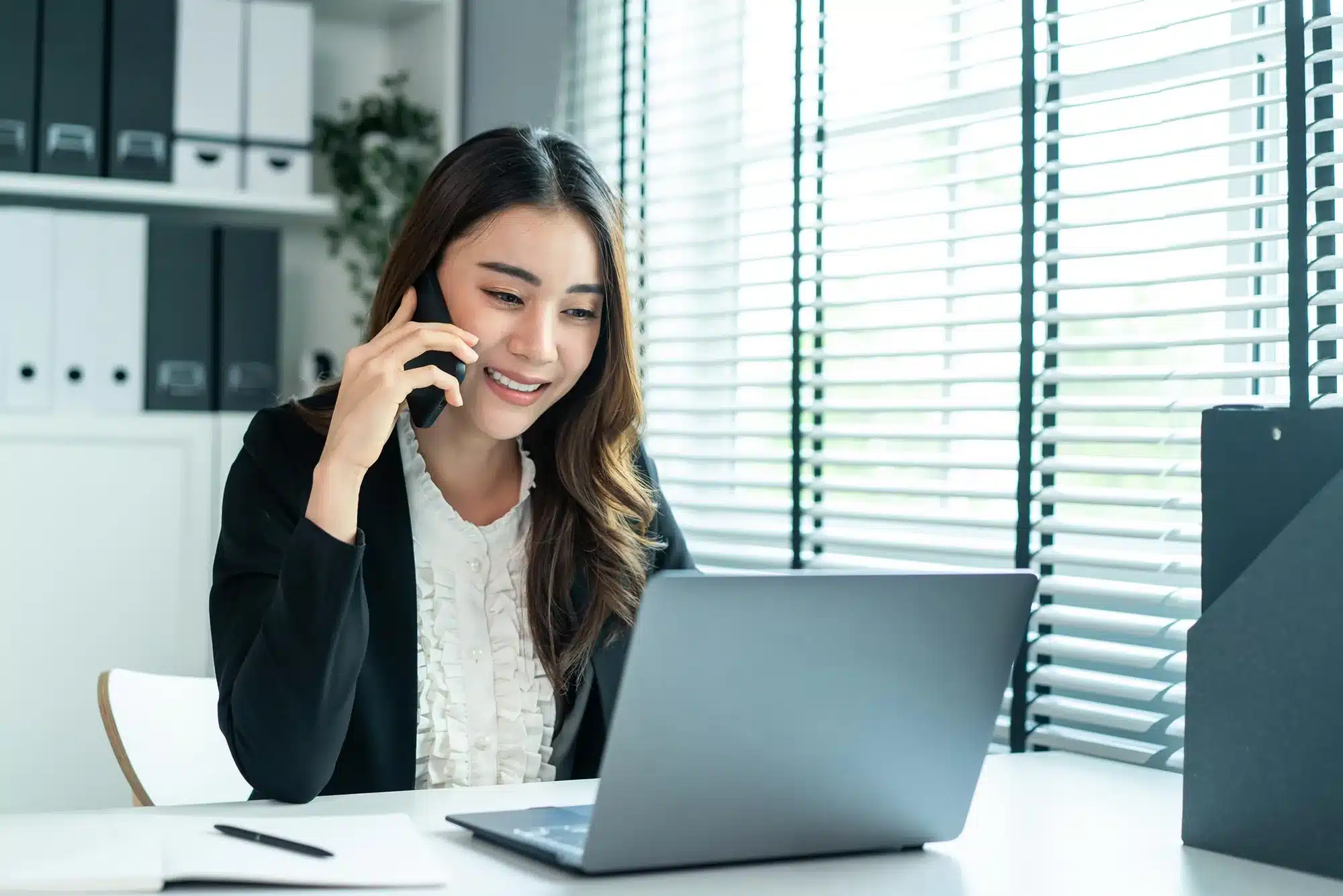 Virtual Receptionist service for Answering live calls